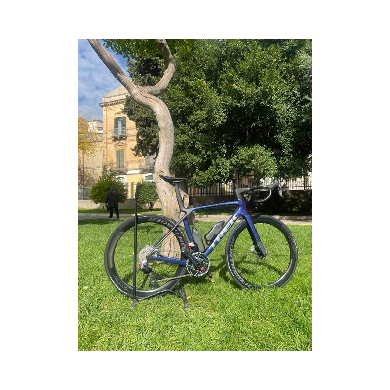 Madone SLR 9 AXS Gen 8