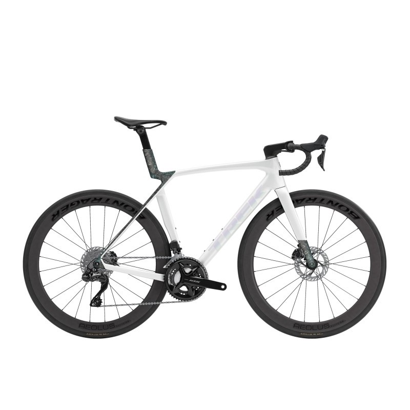 Madone SL 6 AXS Gen 8